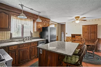 118 Hopkins Avenue, Johnston, RI 02919 - Photo 11