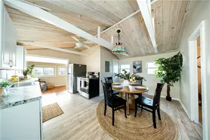 46 E Andrew Comstock Rd, Warwick, RI 02886 - Photo 3