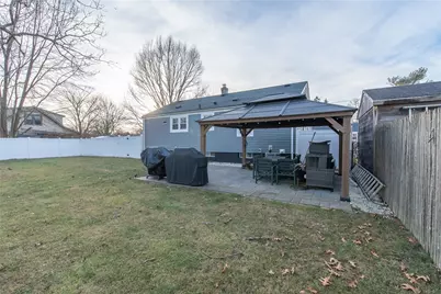 72 Hollis Avenue, Warwick, RI 02889 - Photo 9