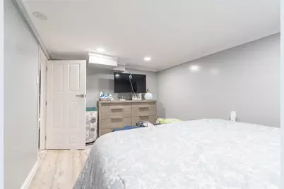 72 Hollis Avenue, Warwick, RI 02889 - Photo 29