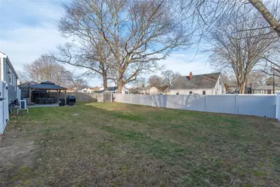 72 Hollis Avenue, Warwick, RI 02889 - Photo 7