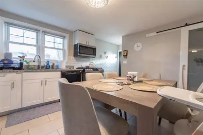 72 Hollis Avenue, Warwick, RI 02889 - Photo 11