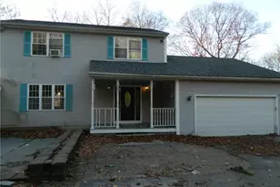 19 Hilton Dr, Johnston, RI 02919 - Photo 1