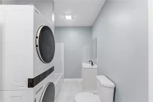 108 Waterman Ave, East Providence, RI 02914 - Photo 23