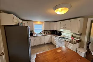 125 Read Ave, Coventry, RI 02816 - Photo 9