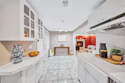 3945 Post Road, Warwick, RI 02886 - Photo 19