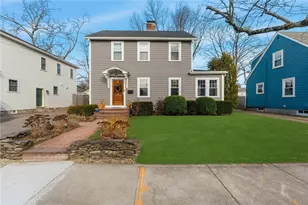 95 Washburn Ave, East Providence, RI 02916 - Photo 1