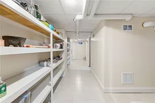 95 Washburn Ave, East Providence, RI 02916 - Photo 29