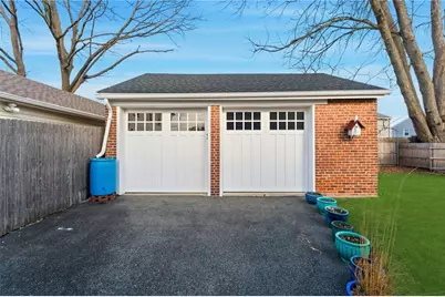 95 Washburn Avenue, East Providence, RI 02916 - Photo 5