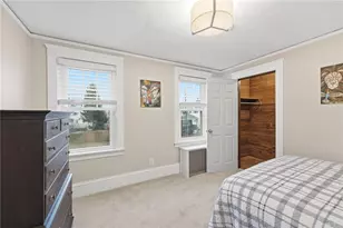 95 Washburn Ave, East Providence, RI 02916 - Photo 27