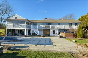 79 Peckham Ln, Middletown, RI 02842 - Photo 7