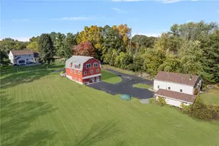 365 W Wrentham Rd, Cumberland, RI 02864 - Photo 5