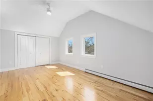 148 Evergreen St, Providence, RI 02906 - Photo 13