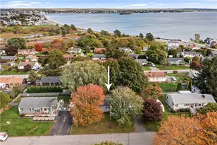 43 Viking Dr, Portsmouth, RI 02871 - Photo 3