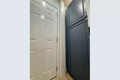 62 Memorial Boulevard, Newport, RI 02840 - Photo 17