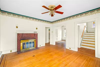 131 Lexington Avenue, Providence, RI 02907 - Photo 3