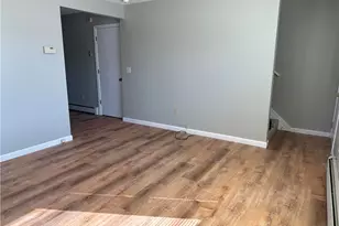 245 Hazelton St, Cranston, RI 02920 - Photo 7