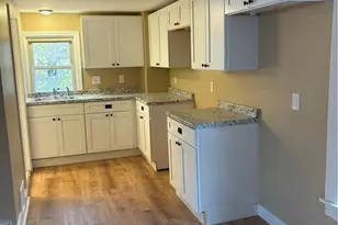 744 Providence St, West Warwick, RI 02893 - Photo 3