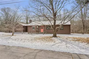 75 Lantern Ln, North Kingstown, RI 02852 - Photo 3