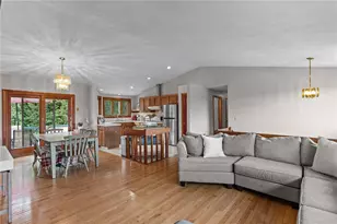 6 Island View Dr, Warwick, RI 02886 - Photo 5