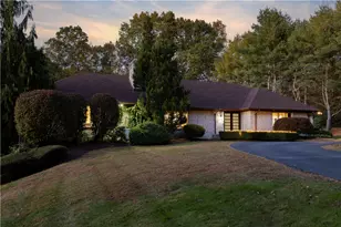 140 White Birch Cir, Scituate, RI 02831 - Photo 1