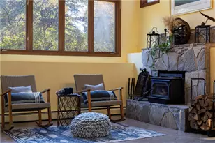 8 Robin Dr, North Kingstown, RI 02852 - Photo 31