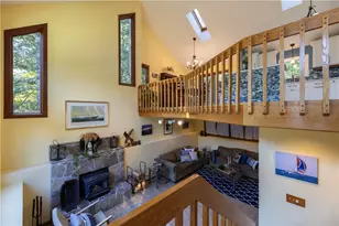 8 Robin Dr, North Kingstown, RI 02852 - Photo 5