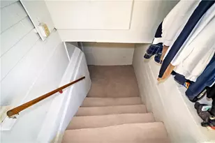 154 Camden Ave, Providence, RI 02908 - Photo 19