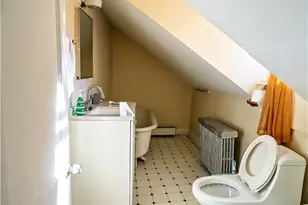 154 Camden Ave, Providence, RI 02908 - Photo 17