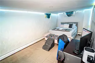 154 Camden Ave, Providence, RI 02908 - Photo 11