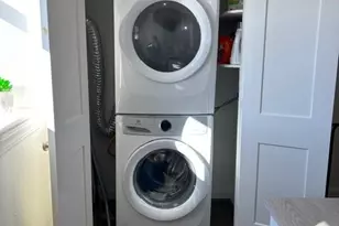 415 Warren Ave, East Providence, RI 02914 - Photo 7