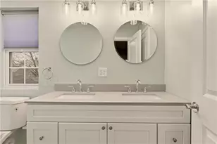 45 Windsor Rd, Cranston, RI 02905 - Photo 27