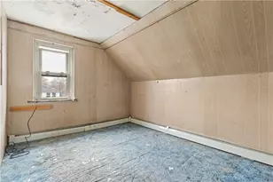 73 Wainwright St, Providence, RI 02908 - Photo 19