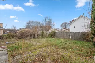 73 Wainwright St, Providence, RI 02908 - Photo 33