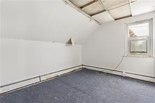 73 Wainwright St, Providence, RI 02908 - Photo 15