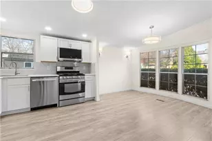 1 O'Hare Ct, Coventry, RI 02816 - Photo 3