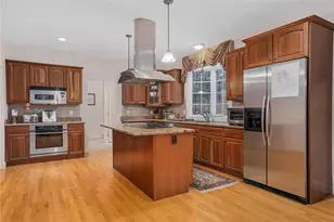 20 Bailey Blvd, East Greenwich, RI 02818 - Photo 9