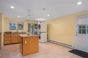 37 Ridge Rd, East Greenwich, RI 02818 - Photo 3