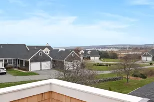 100 Ferry Landing Cir, Portsmouth, RI 02871 - Photo 27