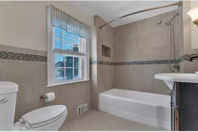 174 Littlefield Street, Pawtucket, RI 02861 - Photo 19