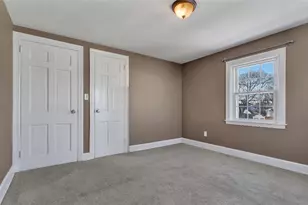 174 Littlefield St, Pawtucket, RI 02861 - Photo 15