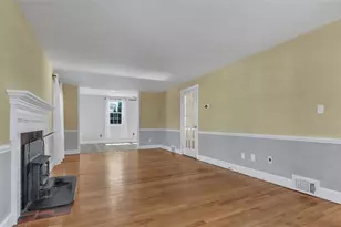 174 Littlefield St, Pawtucket, RI 02861 - Photo 5