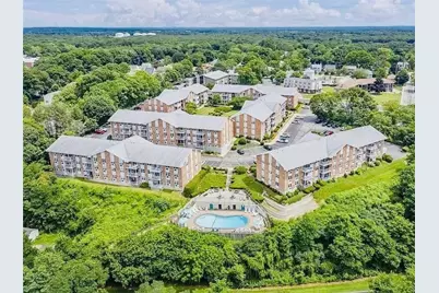 41 Bullocks Point Avenue #3B, East Providence, RI 02915 - Photo 1