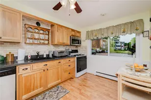 494 Putnam Pike, Smithfield, RI 02828 - Photo 7