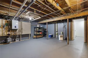 111 Arbor Dr, Providence, RI 02908 - Photo 29