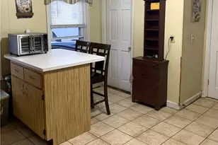 76 London Ave, Pawtucket, RI 02861 - Photo 11