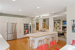 175 Ruggles Ave, Newport, RI 02840 - Photo 9