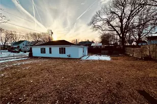 139 Ottawa Ave, Warwick, RI 02889 - Photo 7