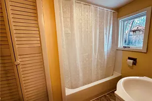 139 Ottawa Ave, Warwick, RI 02889 - Photo 27