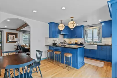 1 Narragansett Avenue, Newport, RI 02840 - Photo 5